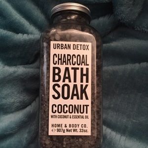Charcoal and Coconut Bath Soak